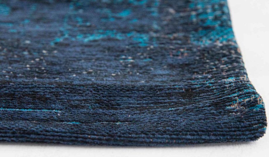 Louis De Poortere matta LX 8254 Fading World Medaillon Blue Night side