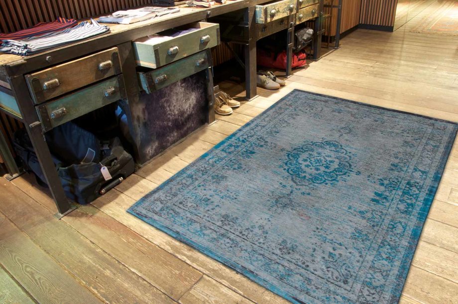 Louis De Poortere matta LX 8255 Fading World Medaillon Grey Turquoise interior 2