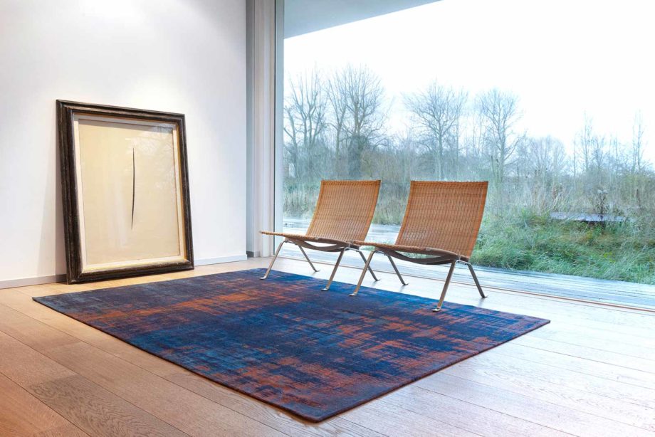 Louis De Poortere matta LX 9211 Atlantic Venetian Dust Sunset Blue interior