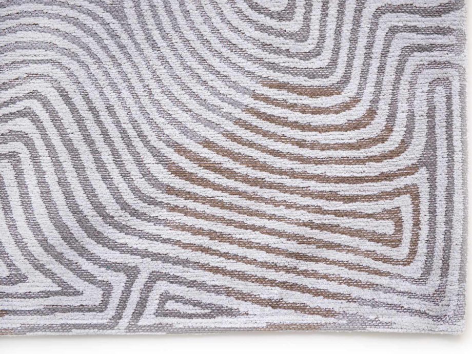 Louis De Poortere matta LX 9228 Meditation Coral Oyster White corner
