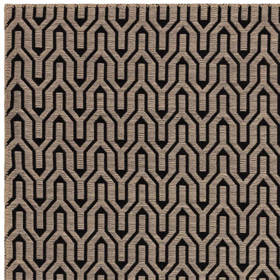 Asiatic Global 01 black lattice 2