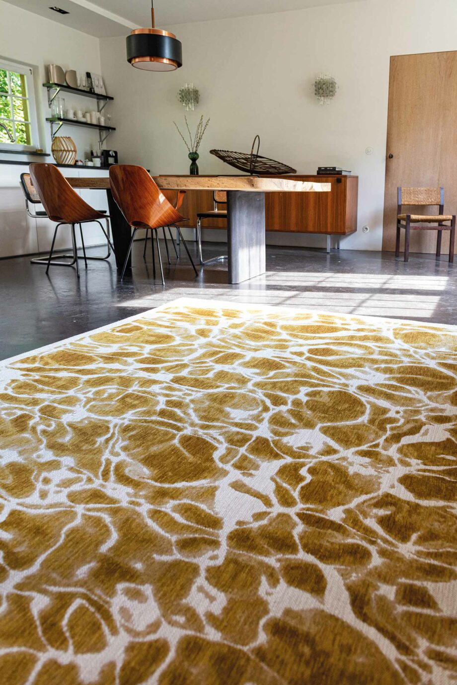 Louis De Poortere matta Meditation Swim 9349 Saffron interior 1