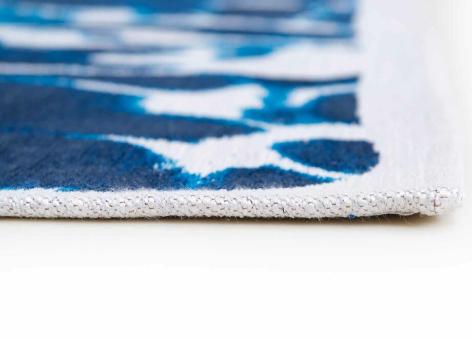 Louis De Poortere matta Meditation Swim 9351 Surf side