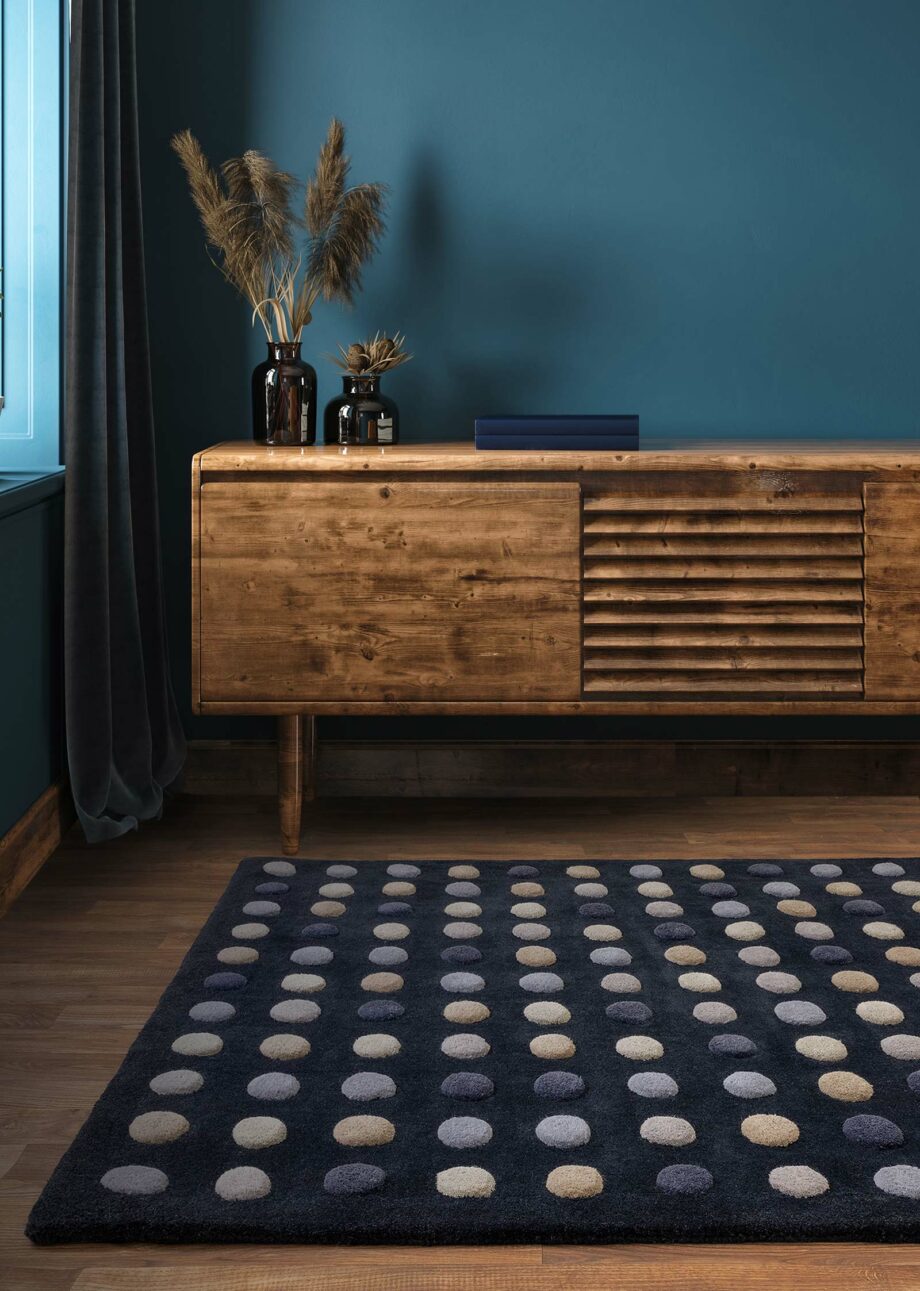Asiatic matta Dotty Navy interior