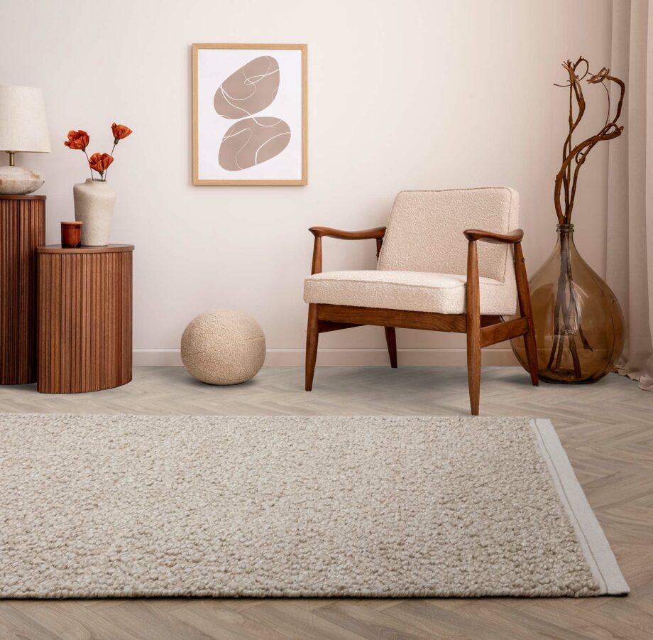 Asiatic matta Elm Taupe interior new