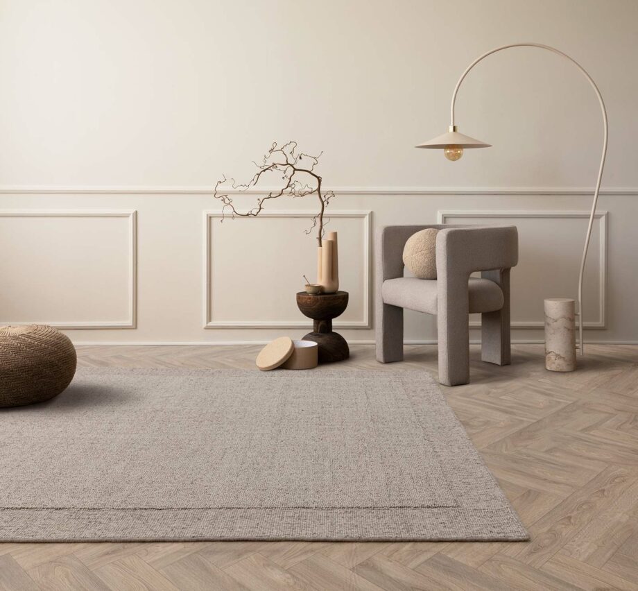 Asiatic matta Larson Beige interior