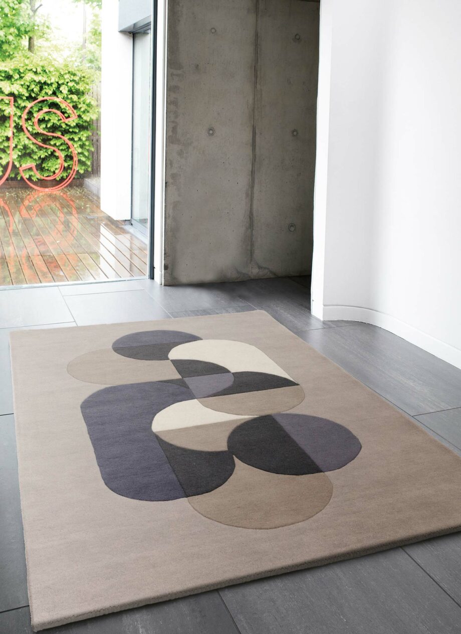 Asiatic matta Matrix 92 Statement Light Grey interior