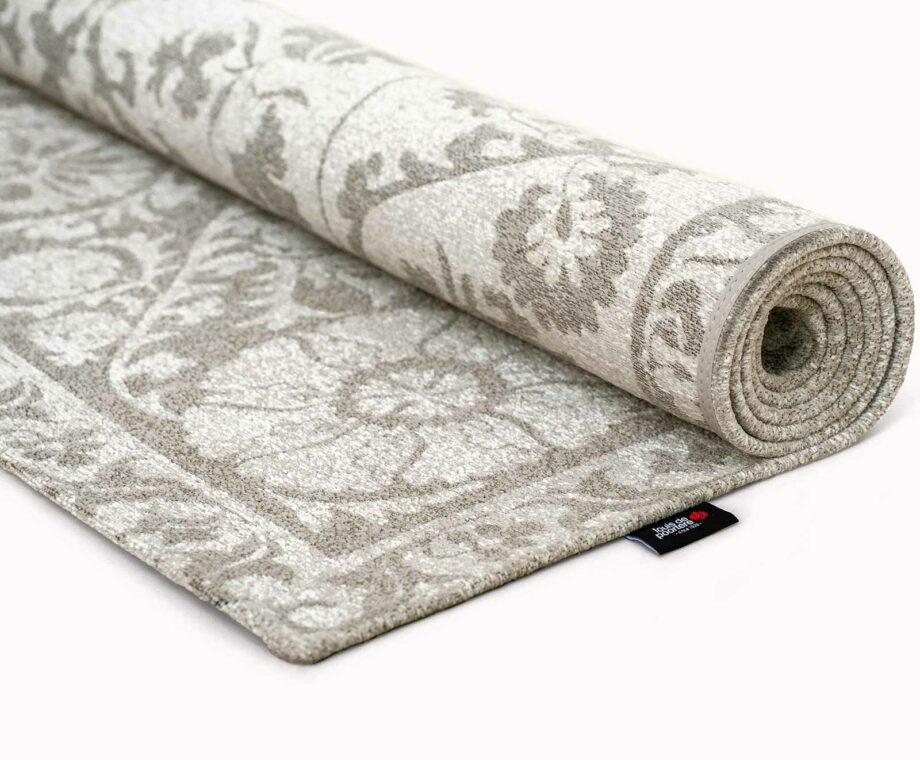 Louis De Poortere matta Antiquarian Suzani 9846 Boree roll