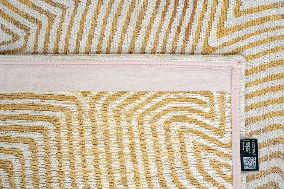 Louis De Poortere matta Meditation Coral 9799 Yellowhippy back