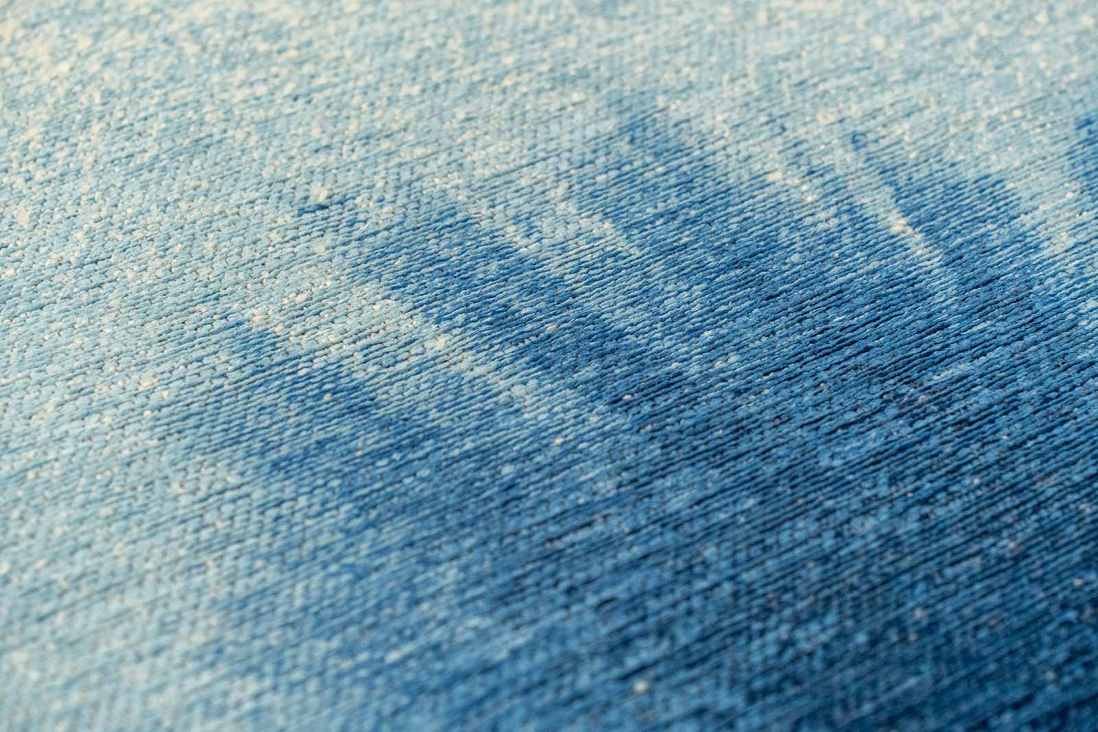 Louis De Poortere matta Meditation 2102 Drop Dream In Blue zoom 1