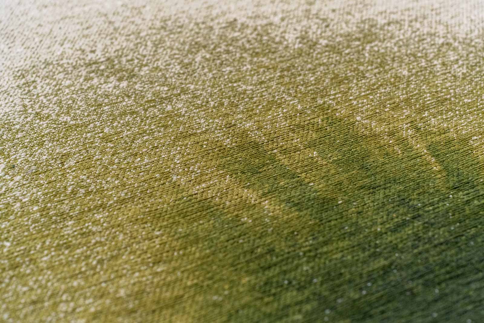 Louis De Poortere matta Meditation 2105 Drop Green Pepper zoom 1